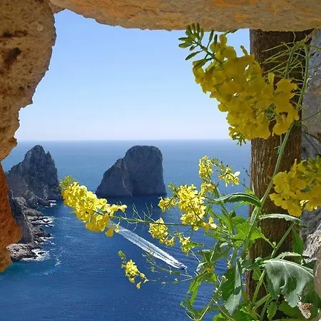 Eos Garden 3* Cava deʼ Tirreni