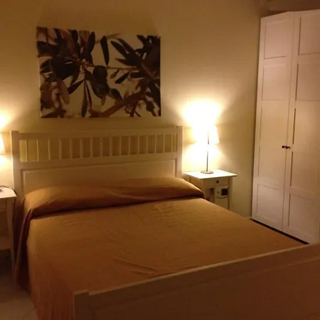 Eos Garden 3* Cava deʼ Tirreni